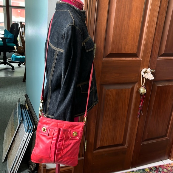 Marc by Marc Jacobs  Crossbody bag   coral red  GUC refurb. 2 Turnlock Front Poc - Picture 4 of 16